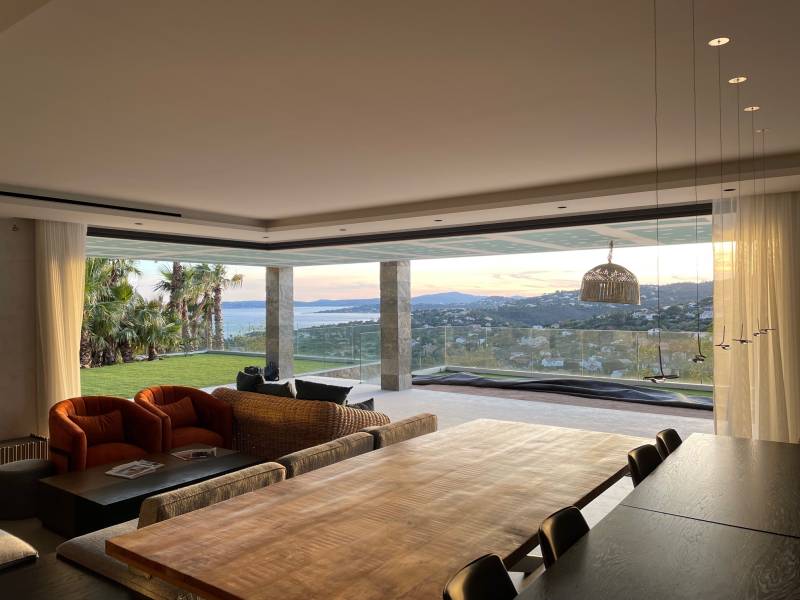 Menuiseries aluminium Technal : un projet de villa neuve sur les Issambres